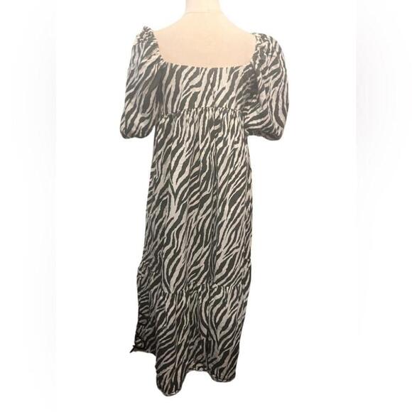 London Bridge X listen to me zebra print maxi dress - Picture 2 of 2